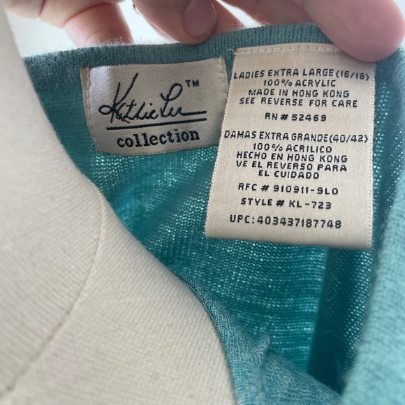 Floral Blouse - Picture 2 of 4